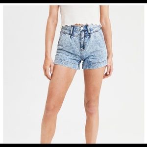 American Eagle YOKE FRONT DENIM MOM SHORTS